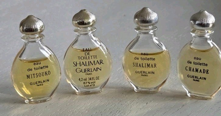 4 flesjes van Guerlain, Ophalen of Verzenden, Zo goed als nieuw, Miniatuur, Gevuld