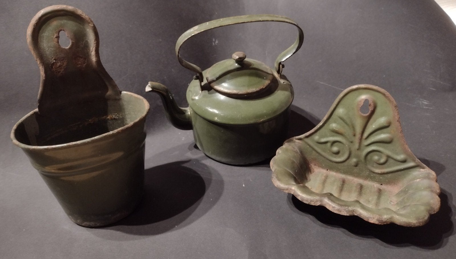 set oud groen emaille keukengereedschap , waterketel zeepbak, Ophalen