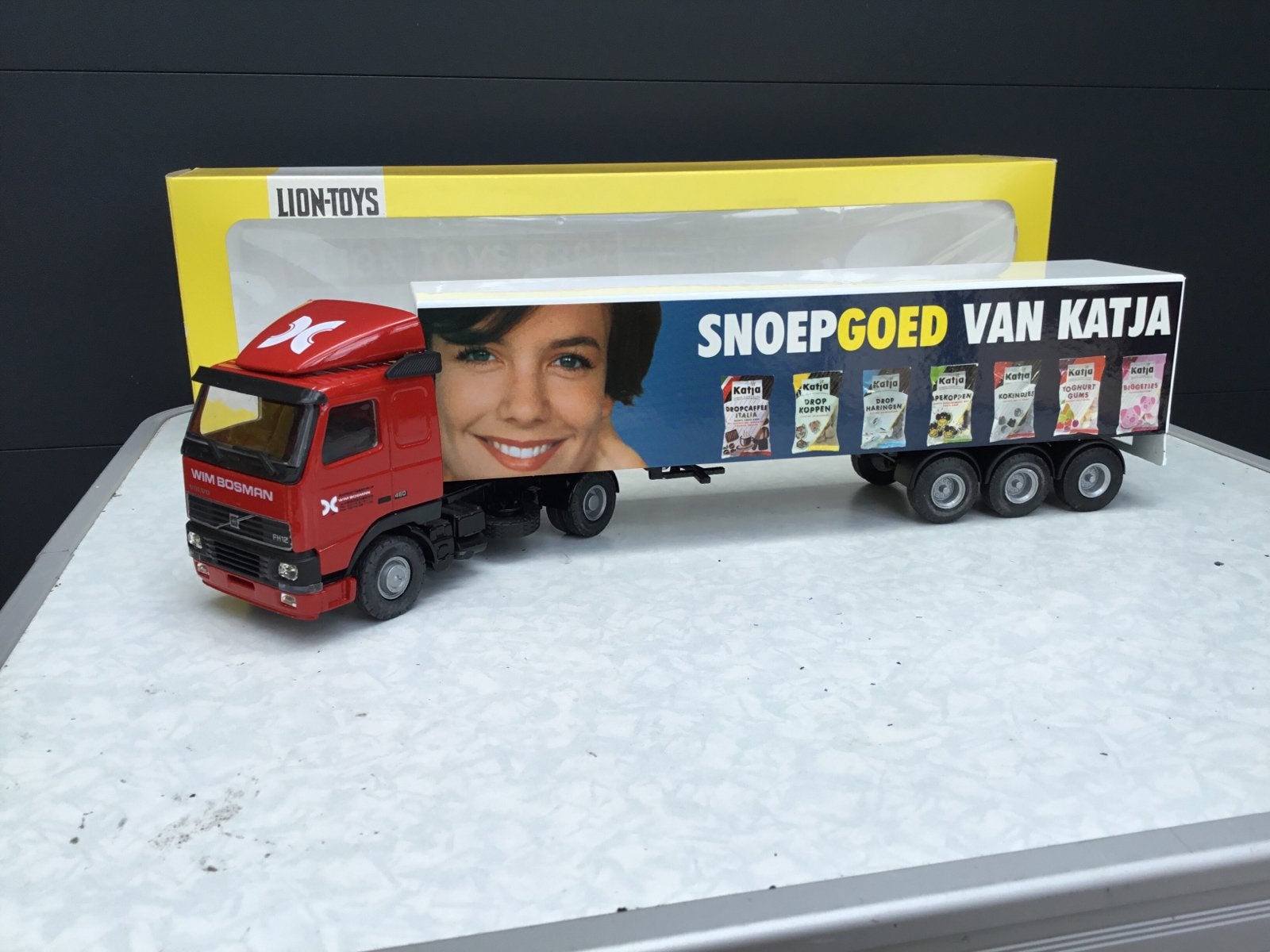 Lion Toys Volvo FH 12 / 460 Wim Bosman Katja in ovp, Ophalen of Verzenden, Zo goed als nieuw, Bus of Vrachtwagen, Lion Toys