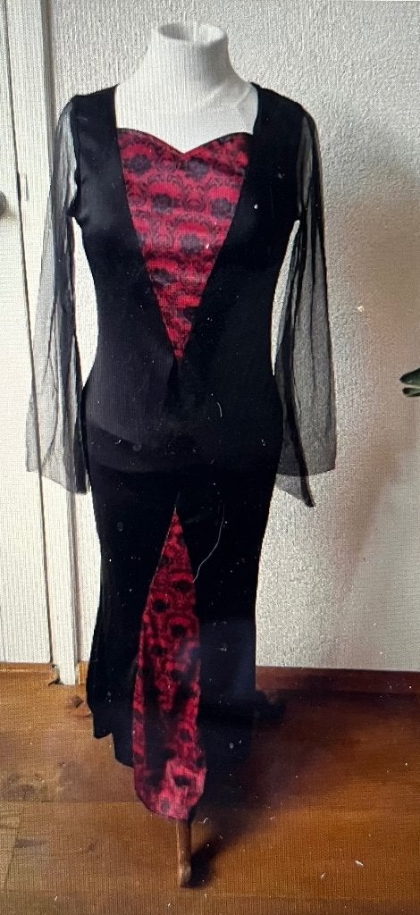 Morticia Addams family, Gothic, Heksen jurk maat M, Maat 38/40 (M), Ophalen of Verzenden, Overige thema's, Kleding