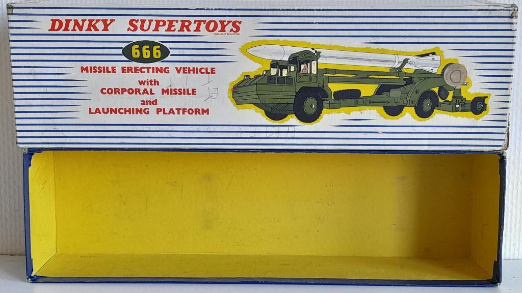 DINKY SUPERTOYS 666(LEGE DOOS) ORIGINEEL JAREN 50/60, Ophalen of Verzenden, Gebruikt, Overige typen, Dinky Toys
