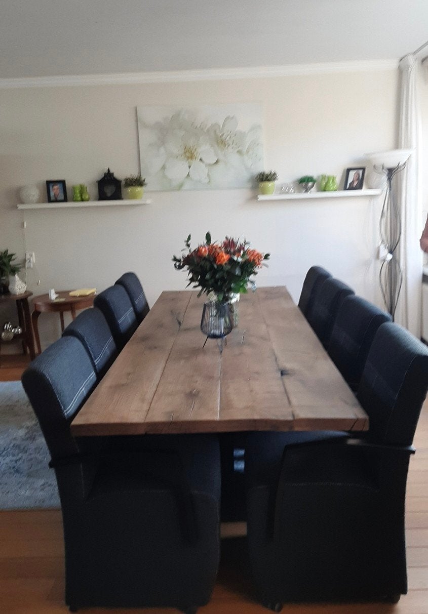 8 Zwarte eetkamerstoelen met witte stiksels en armleuningen, Huis en Inrichting, Stoelen, Ophalen, Gebruikt, Zwart, Stof