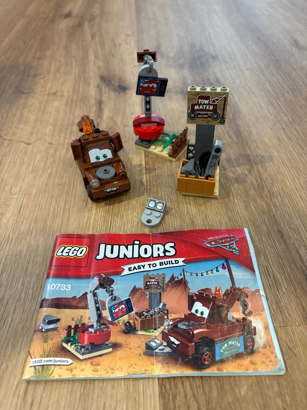 10733 LEGO Juniors Cars 3 Takelwagen Takel met handleiding, Lego, Ophalen of Verzenden, Zo goed als nieuw, Complete set