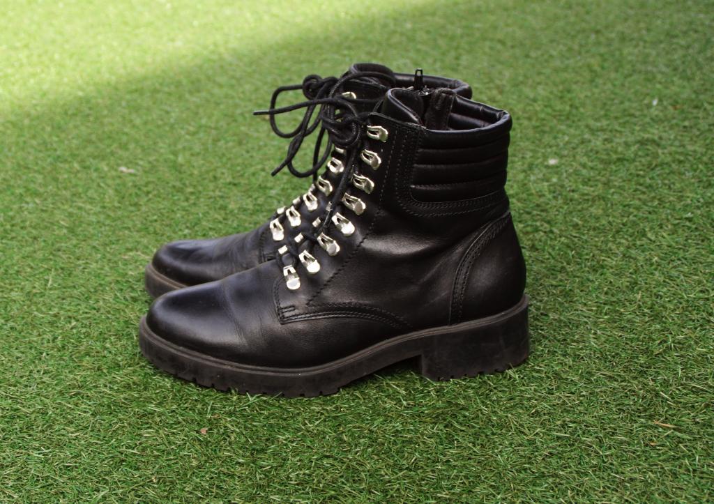 BULLBOXER zwarte half hoge schoenen maat 39, Zwart, Ophalen of Verzenden, Bullboxer, Sneakers of Gympen