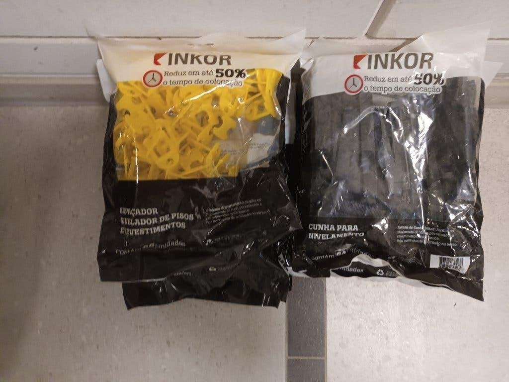 Tegelkruisjes en tegelwiggen, Doe-het-zelf en Verbouw, Tegels, Overige materialen, Overige typen, Nieuw, Minder dan 20 cm