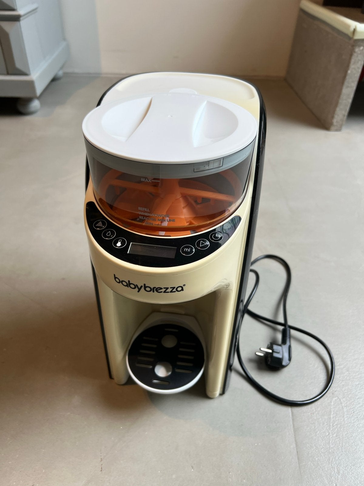 Baby Brezza Formula Pro, Automatisch, Gebruikt, Ophalen of Verzenden, Flessenmaker