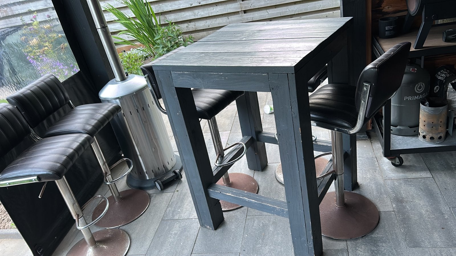GRATIS - Hoge tafel met 6 barkrukken, Ophalen, Zo goed als nieuw