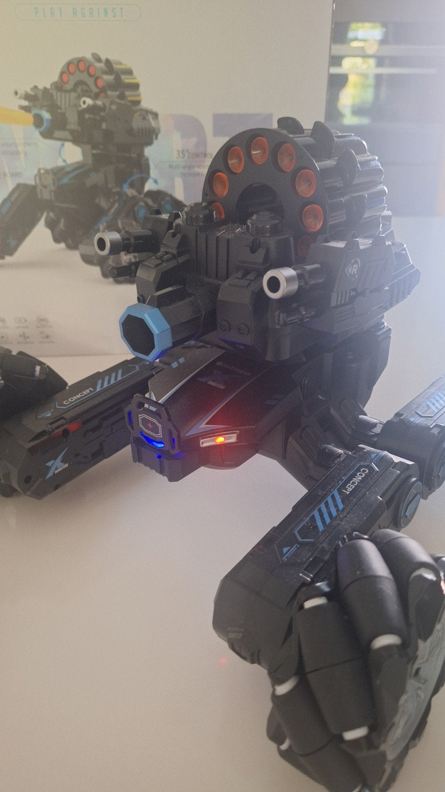 Fearless Armor RC Tank met afstandsbediening, Elektro, Auto offroad, Ophalen of Verzenden, Zo goed als nieuw