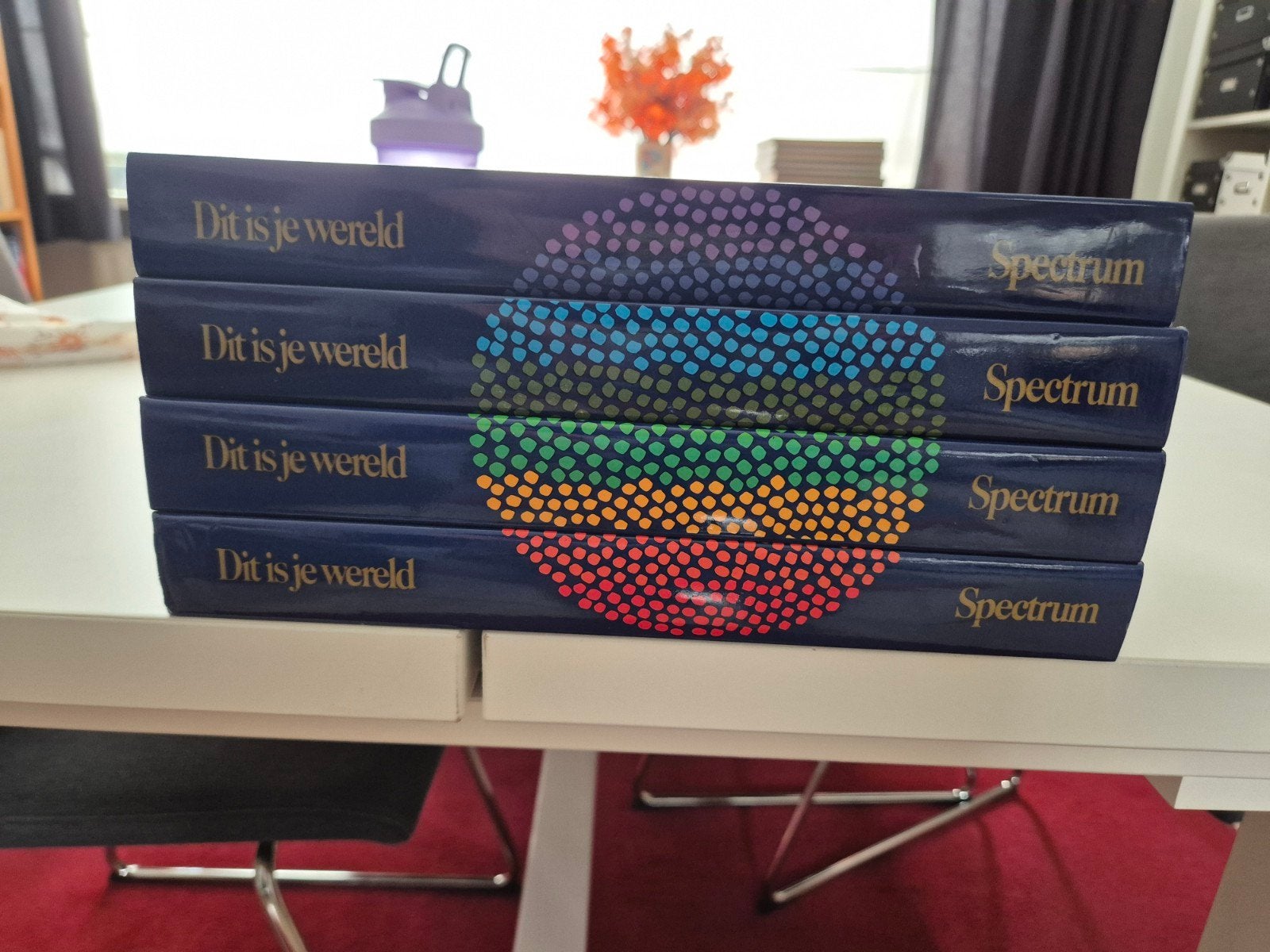 Dit is je wereld - Complete serie (4 delen) Spectrum, Boeken, Complete serie, Ophalen of Verzenden, Zo goed als nieuw, Spectrum