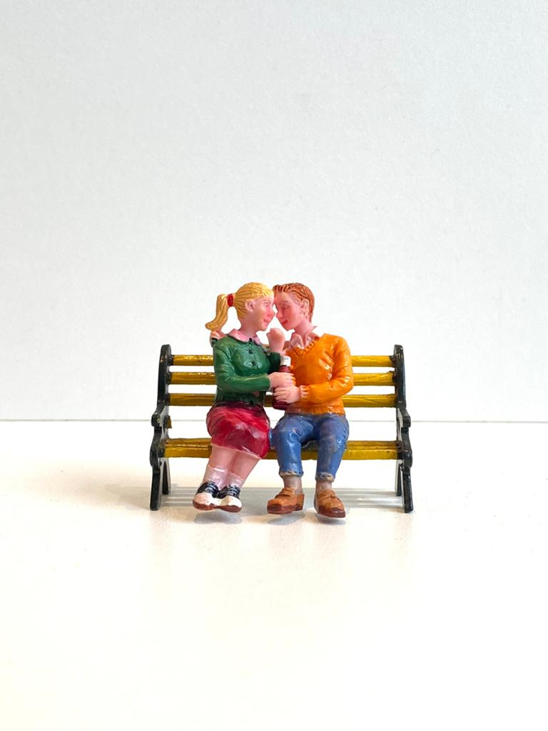 Lemax Teens Sharing Soda (72386), Diversen, Kerst, Verzenden