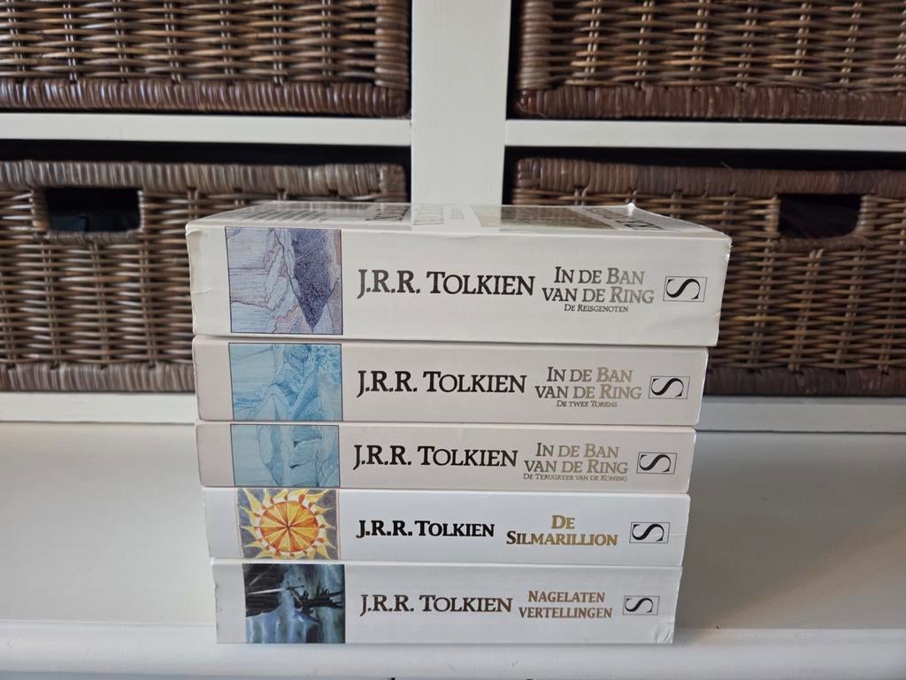 Tolkien - 5 boeken, Ophalen of Verzenden, Gelezen