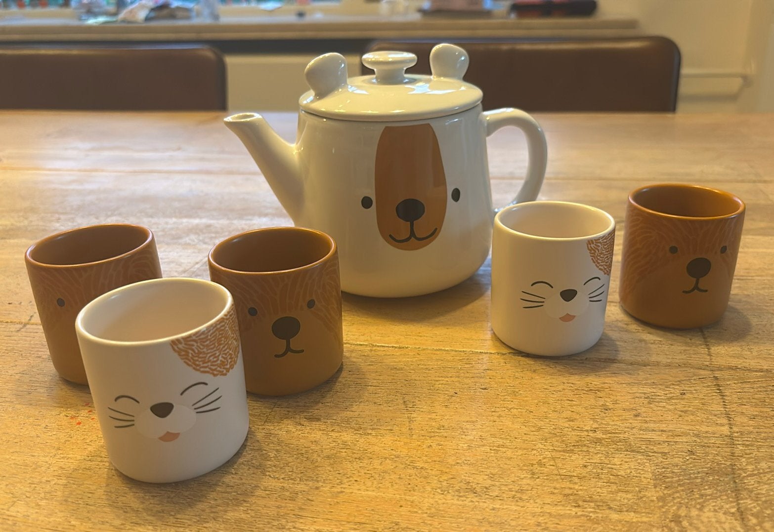 Theepot met vijf kopjes, kinderserviesje, Antiek en Kunst, Ophalen of Verzenden