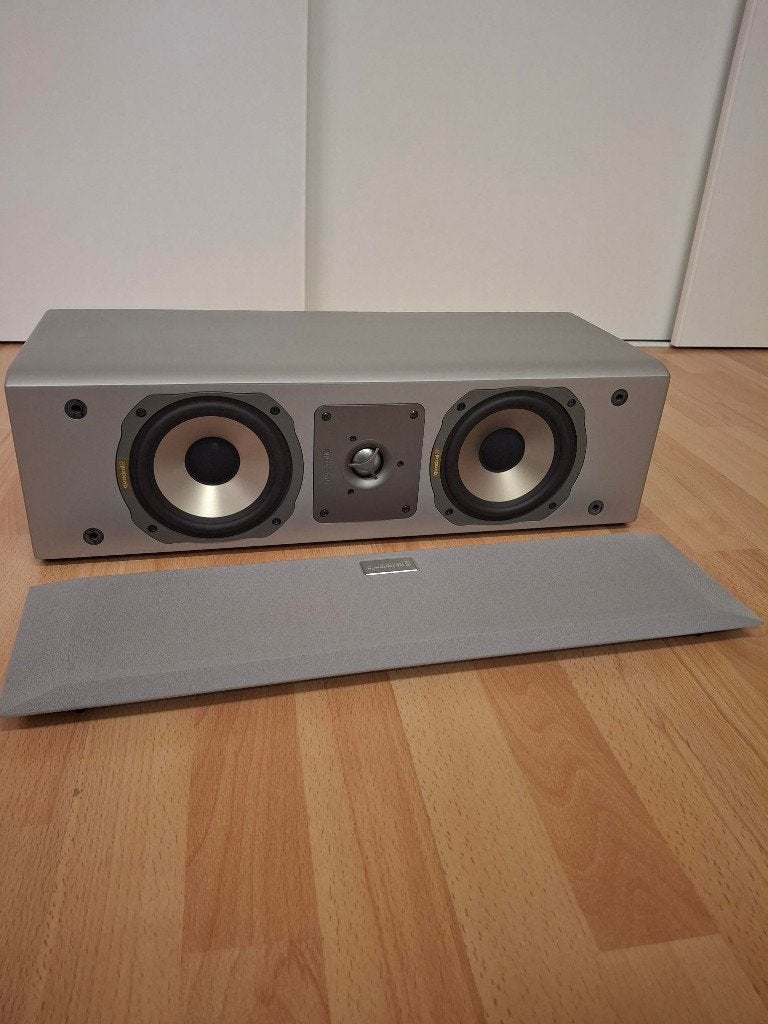 Quadral Ascent-Base Center speaker., Zo goed als nieuw, Center speaker, Ophalen, 150 watt of meer