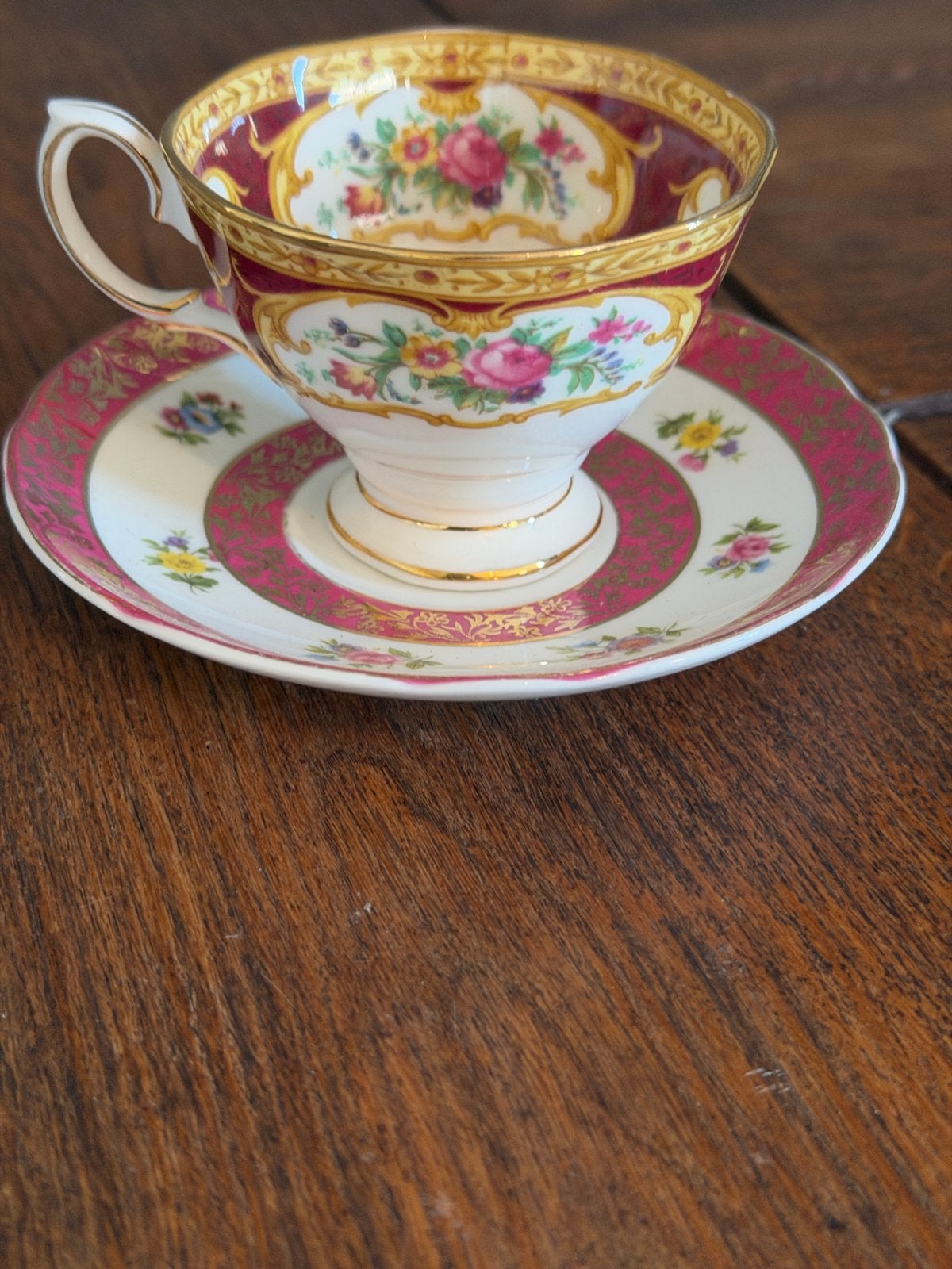 Antiek Bone China Kop en Schotel - Royal Albert & Royal Staf, Ophalen of Verzenden