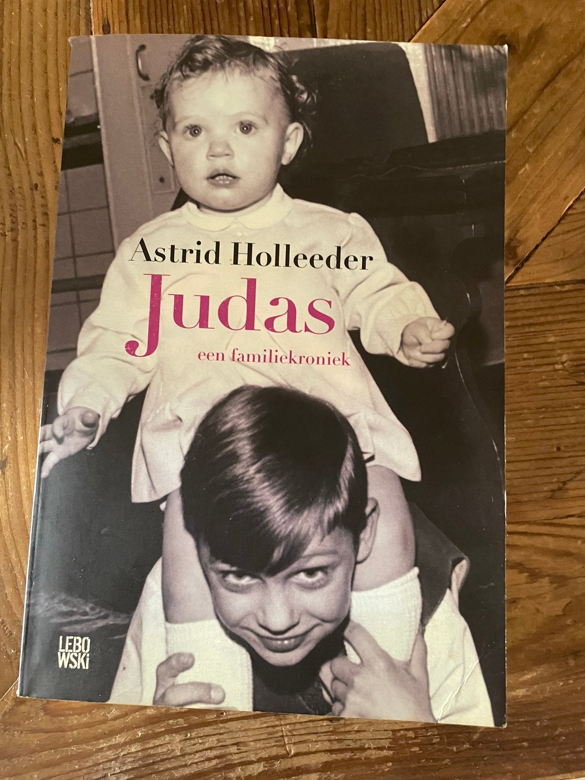 Judas (Astrid  Holleeder), Ophalen, Gelezen
