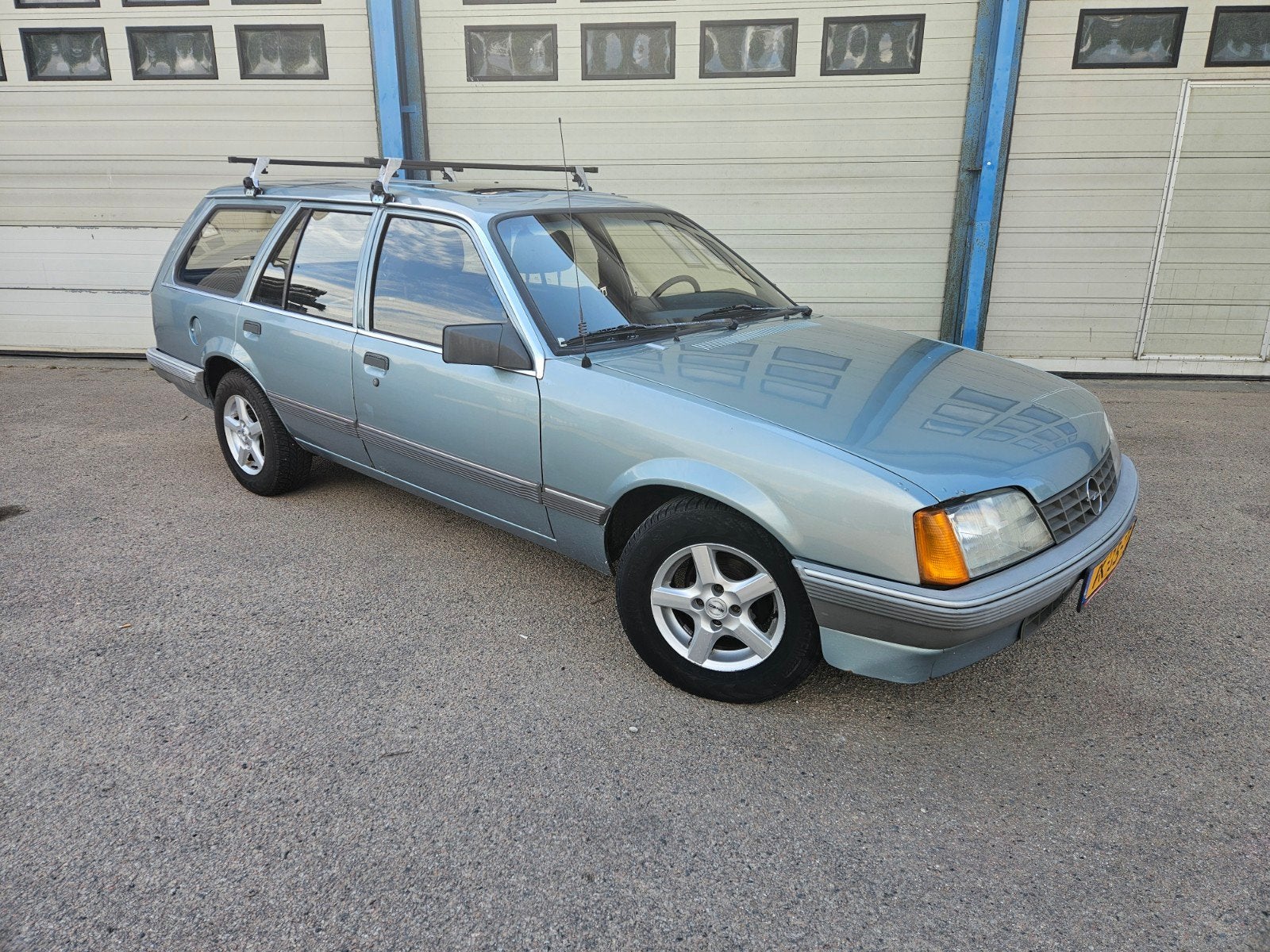 Opel Rekord 2.0 S Caravan 1986 Blauw, 1250 kg, 4 cilinders, 100 pk, Origineel Nederlands