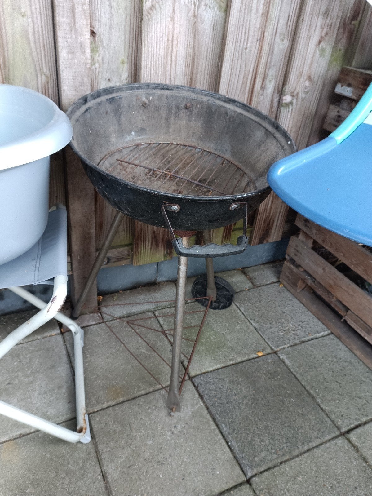 Gratis oude BBQ - gratis ijzer, Ophalen, Gebruikt