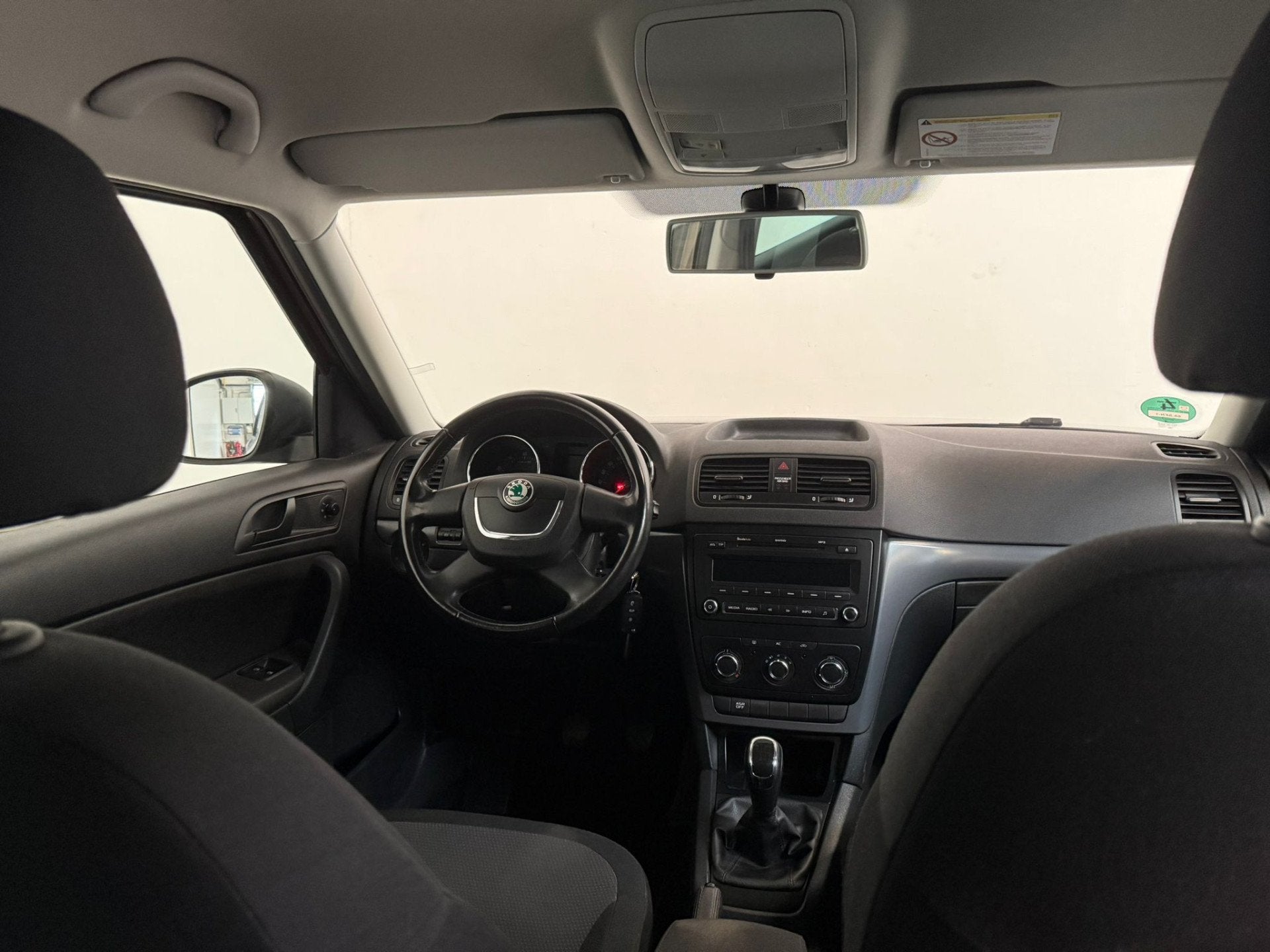 Skoda Yeti 1.2 TSI Comfort. trekhaak! (bj 2011), Auto's, Skoda, Voorwielaandrijving, Euro 5, Gebruikt, 4 cilinders
