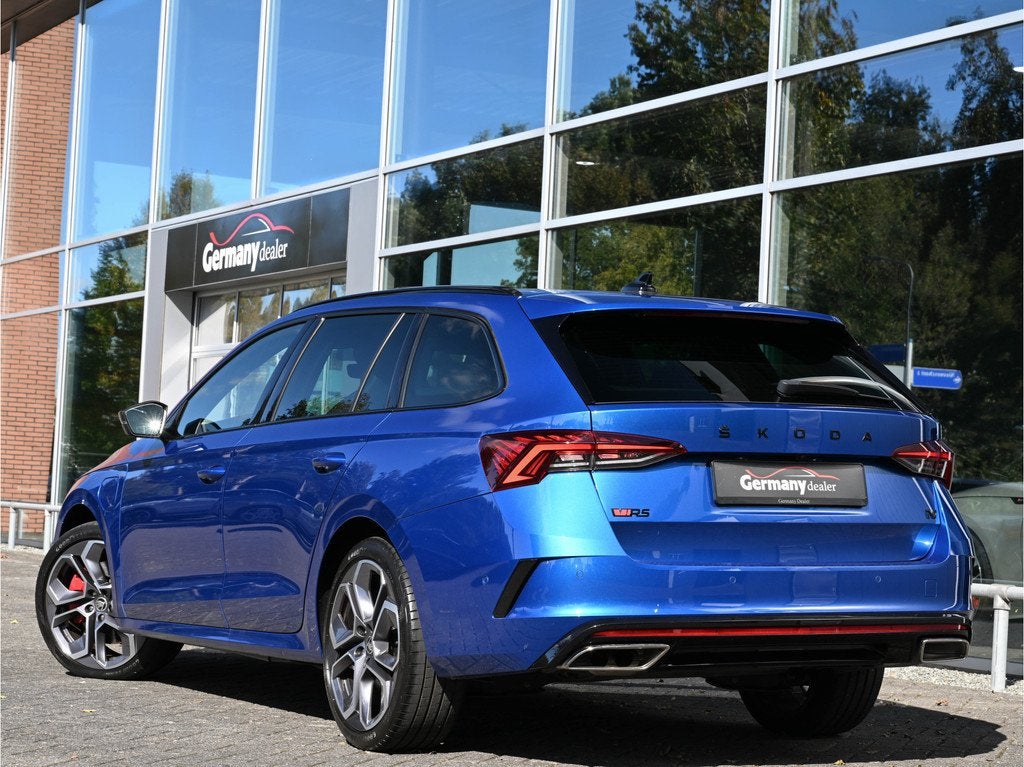 Skoda Octavia Combi 1.4TSI RS iV PHEV RS-Zetels Pano Head-Up, Auto's, Skoda, Gebruikt, Zwart, 4 cilinders, Met garantie (alle)