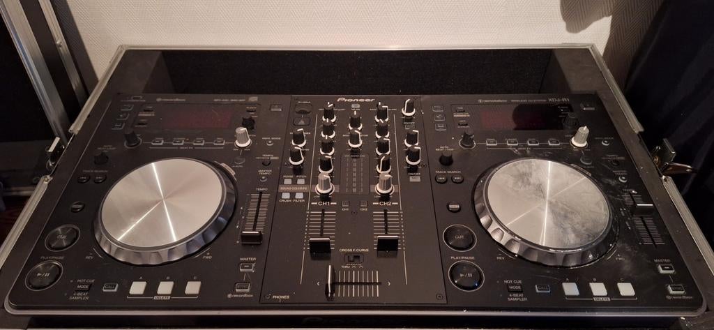 Pioneer XDJ-R1 DJ djcontroler-set met Magma flightcase, Ophalen of Verzenden, Gebruikt, Draaitafel, Pioneer