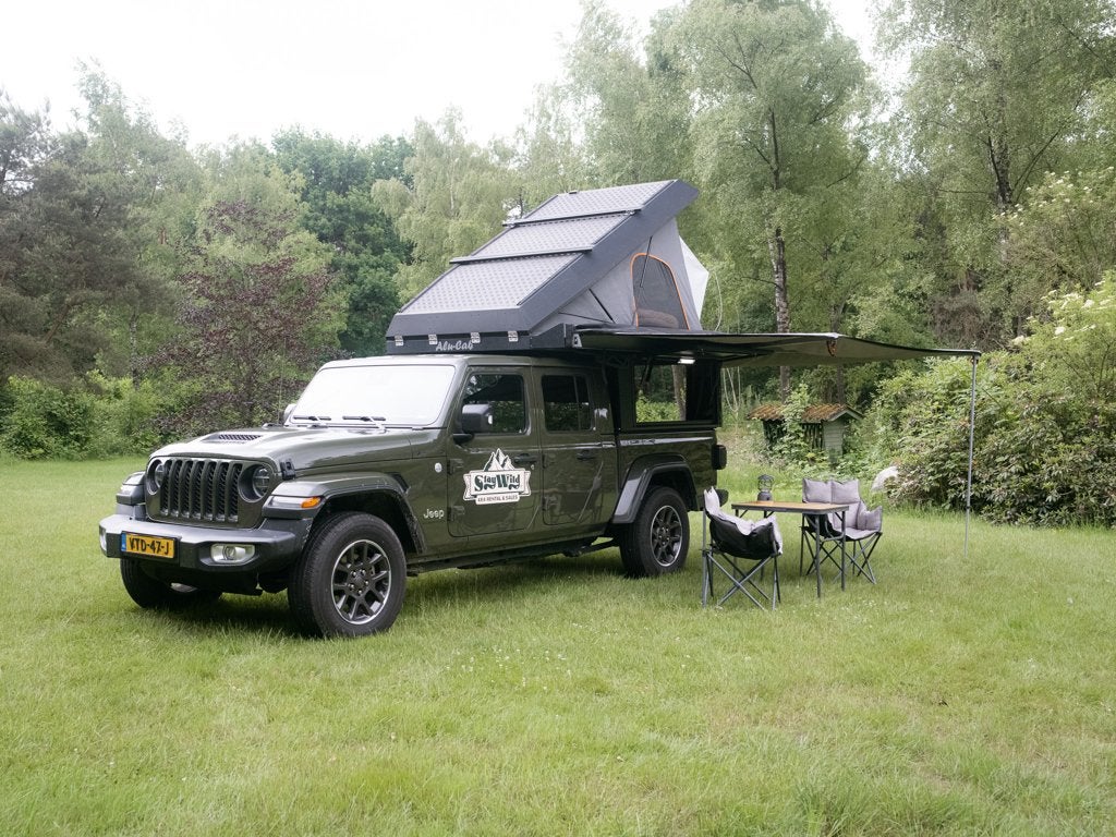Jeep Gladiator Overland 2022 Groen, Automaat, Lichtsensor, Leder, Diesel