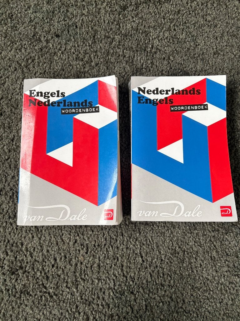 Engels - Nederlands woordenboek, Ophalen of Verzenden, Zo goed als nieuw, Van Dale, Engels