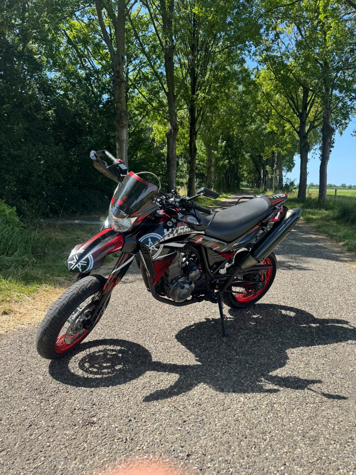 Yamaha XT660X A2 Supermoto Klaar voor gebruik, Motoren, Motoren | Yamaha, Handvatverwarming, Particulier, Minimaal motorrijbewijs A2