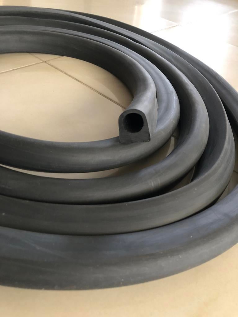 Afsluitrubber motorluik bakskist Nieuw, Ophalen of Verzenden, Nieuw