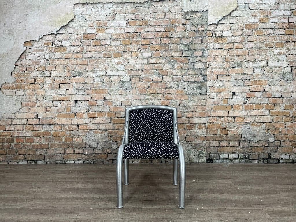 Memphis Milano Lucrezia Armchair bij TheReSales, Huis en Inrichting, Ophalen, Minder dan 75 cm, Design, Zo goed als nieuw