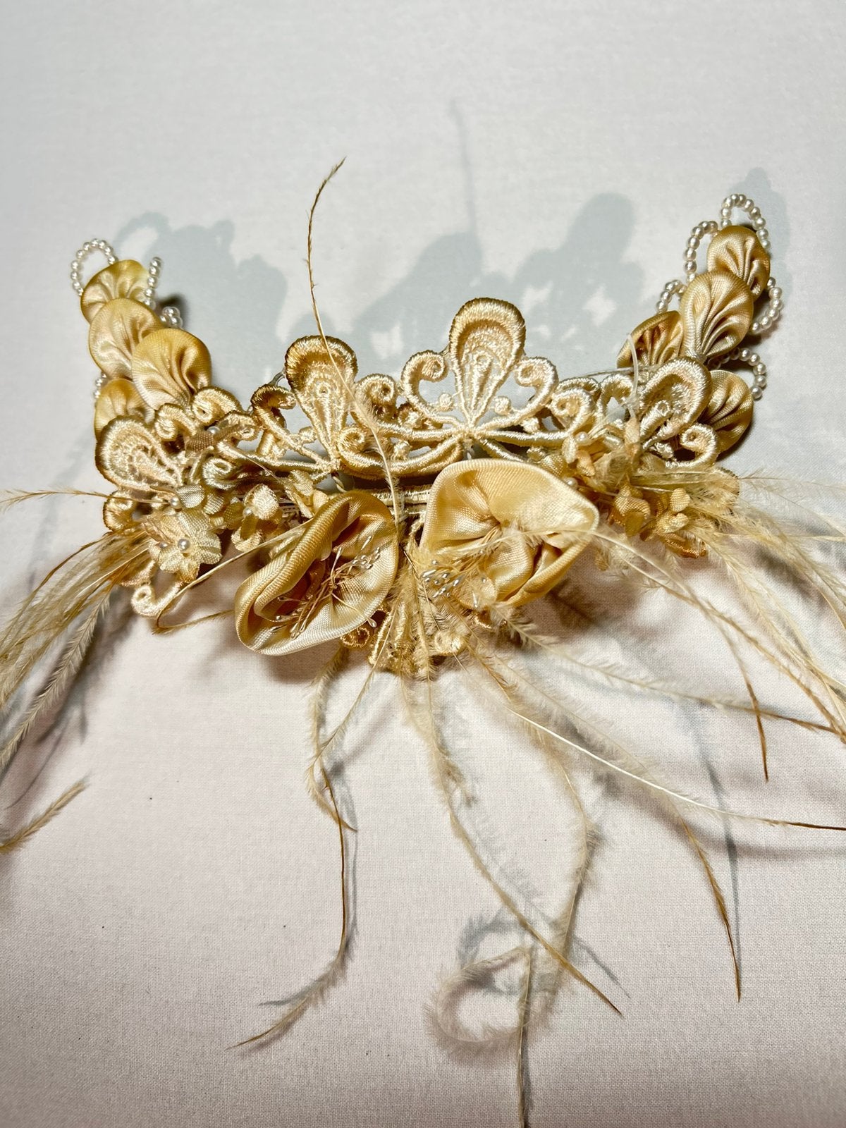 Antieke tiara, kroon, bloem veer kant ed. 24 cm, Ophalen of Verzenden