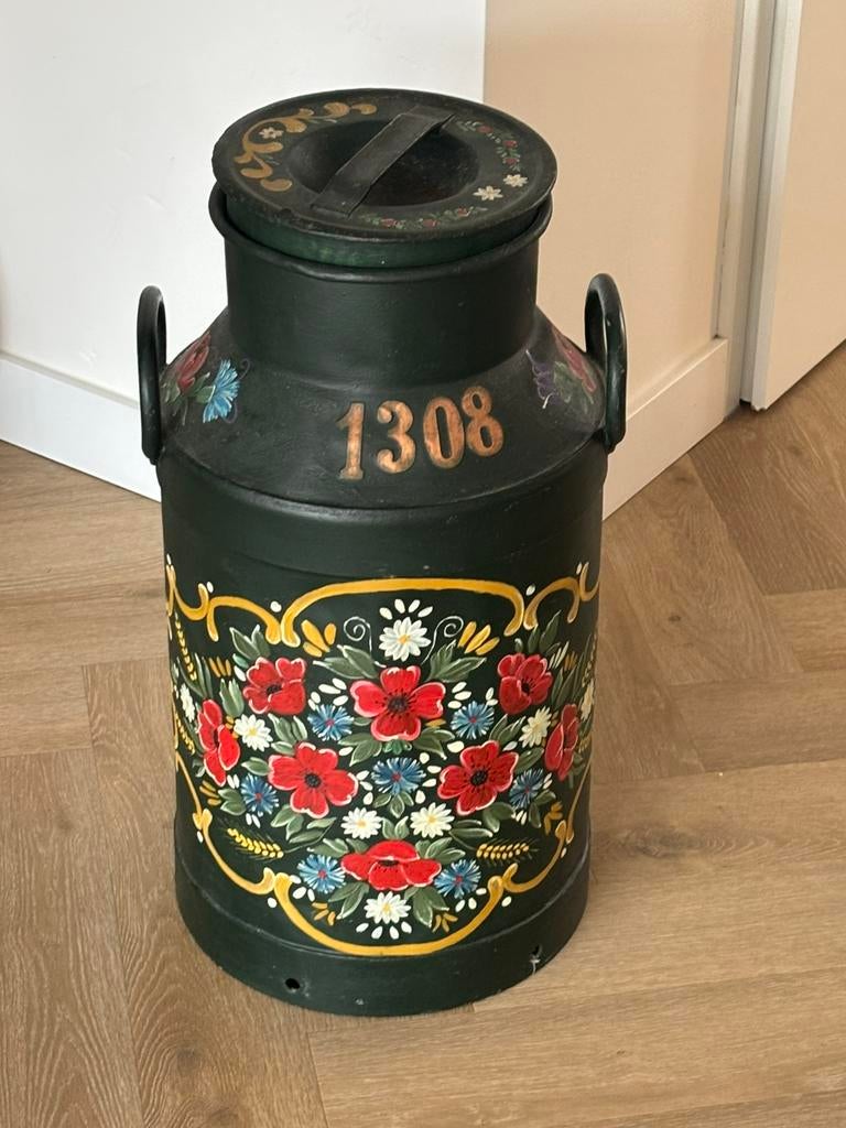Mooie grote zware melkbus, Ophalen, Zo goed als nieuw