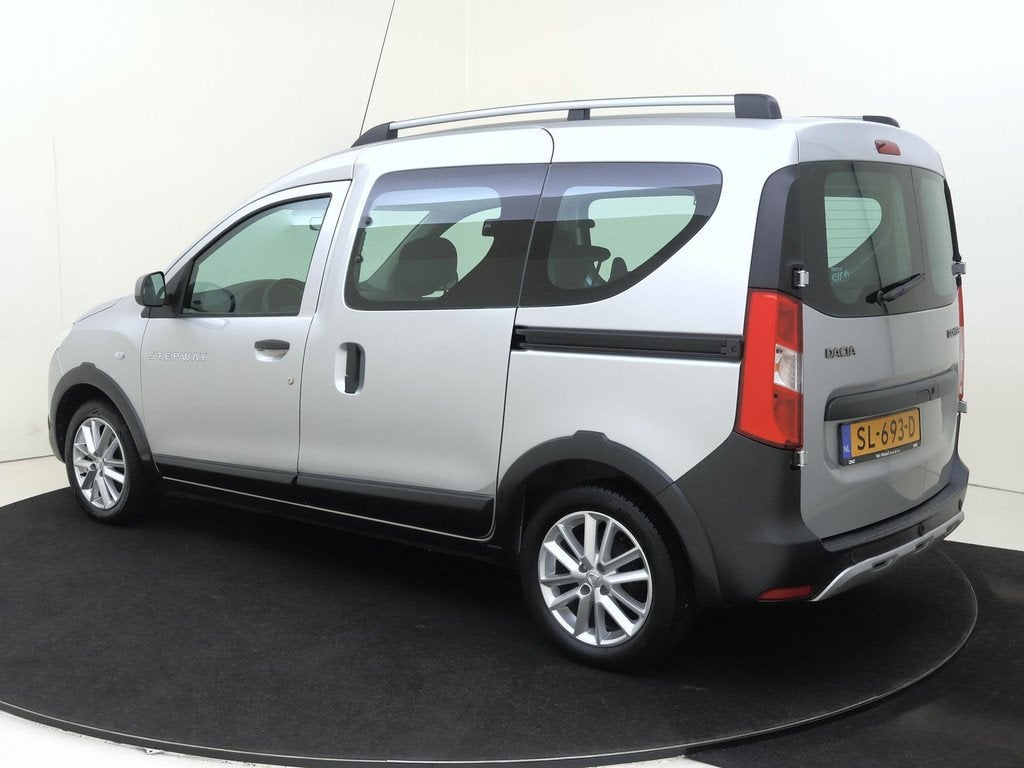 Dacia Dokker 1.2 TCe S&S Stepway Airco | LM velgen, Auto's, Dacia, Voorwielaandrijving, Stof, Gebruikt, Euro 6