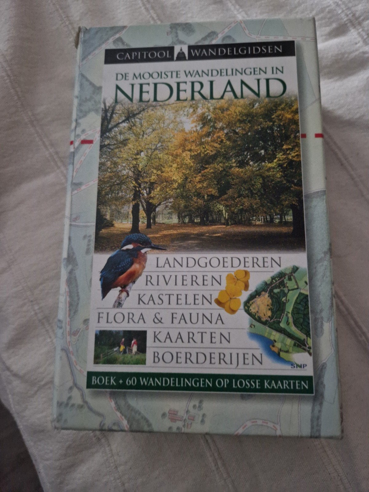 Capitool Wandelgidsen: De Mooiste Wandelingen in Nederland, Onbekend, Capitool, Fiets- of Wandelgids, Ophalen of Verzenden