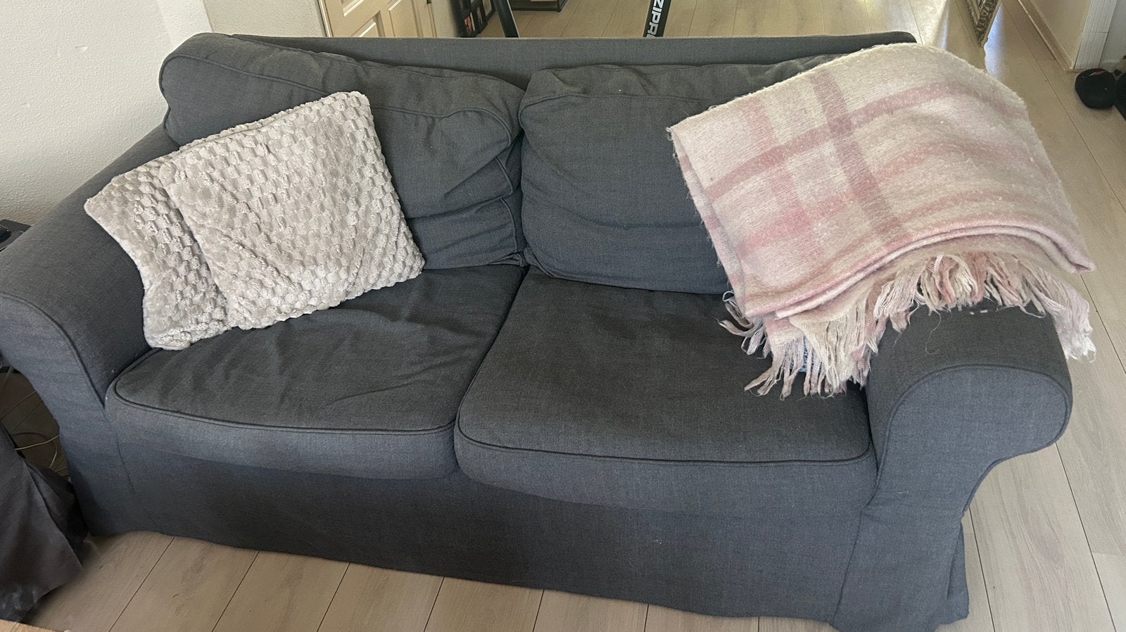 Gratis ophalen 3&2 zitsbank, Gebruikt, 75 tot 100 cm, Ophalen of Verzenden, Rechte bank