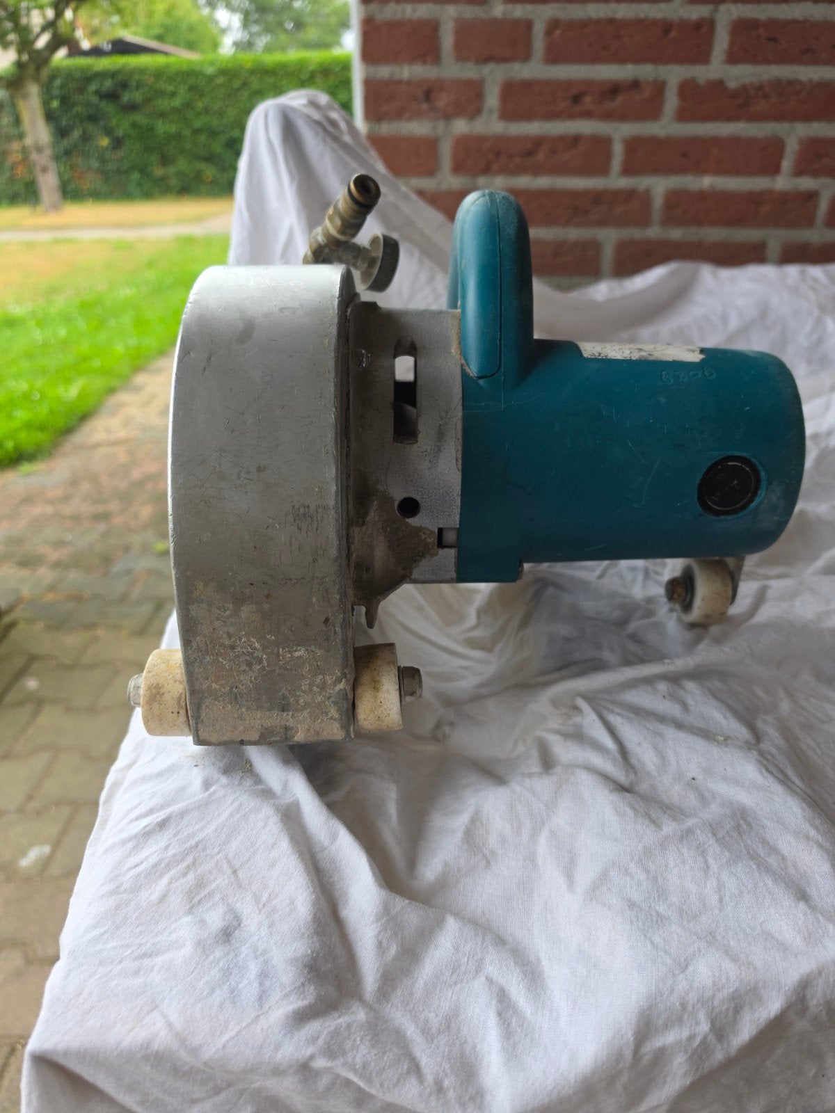 Makita Sleuvenfrees met wateraansluiting voor beton/steen, Ophalen of Verzenden