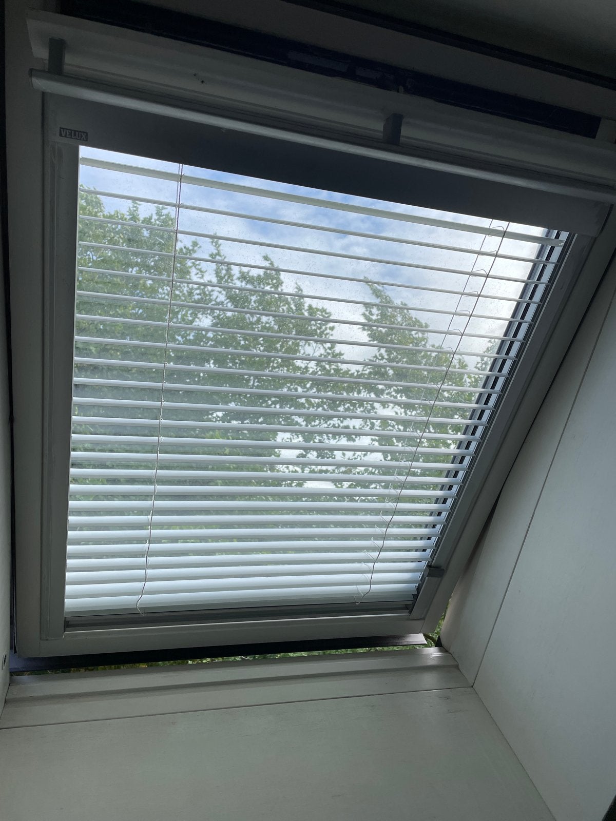 VELUX Jaloezie PAL (Wit/Alu)  GGL-1, M04 en MK04 78x98, Jaloezie, Gebruikt, Wit, Ophalen of Verzenden