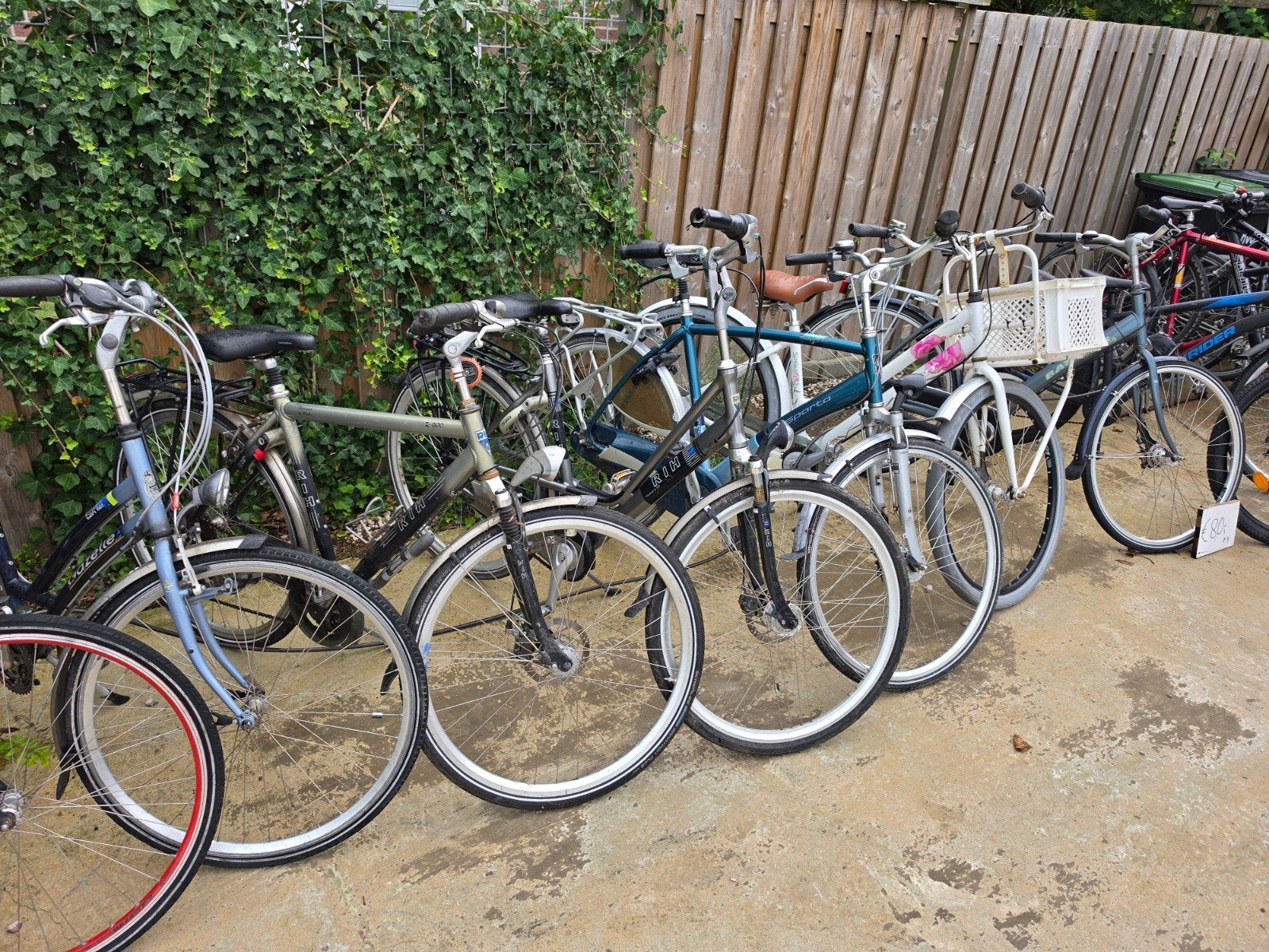 veel fietsen te koop ook party verkoop mogelijk, Ophalen
