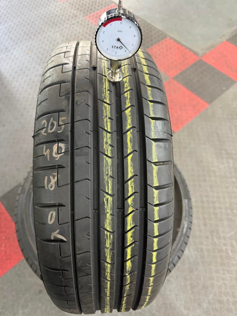 Pirelli P Zero PZ4 205/40 R18 Zomerbanden (DOT 3823), Ophalen, 18 inch, Gebruikt, 205 mm