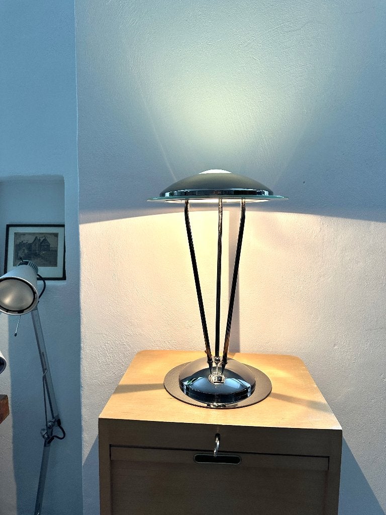 Space age design ufo tafellamp, vintage metalen bureaulamp