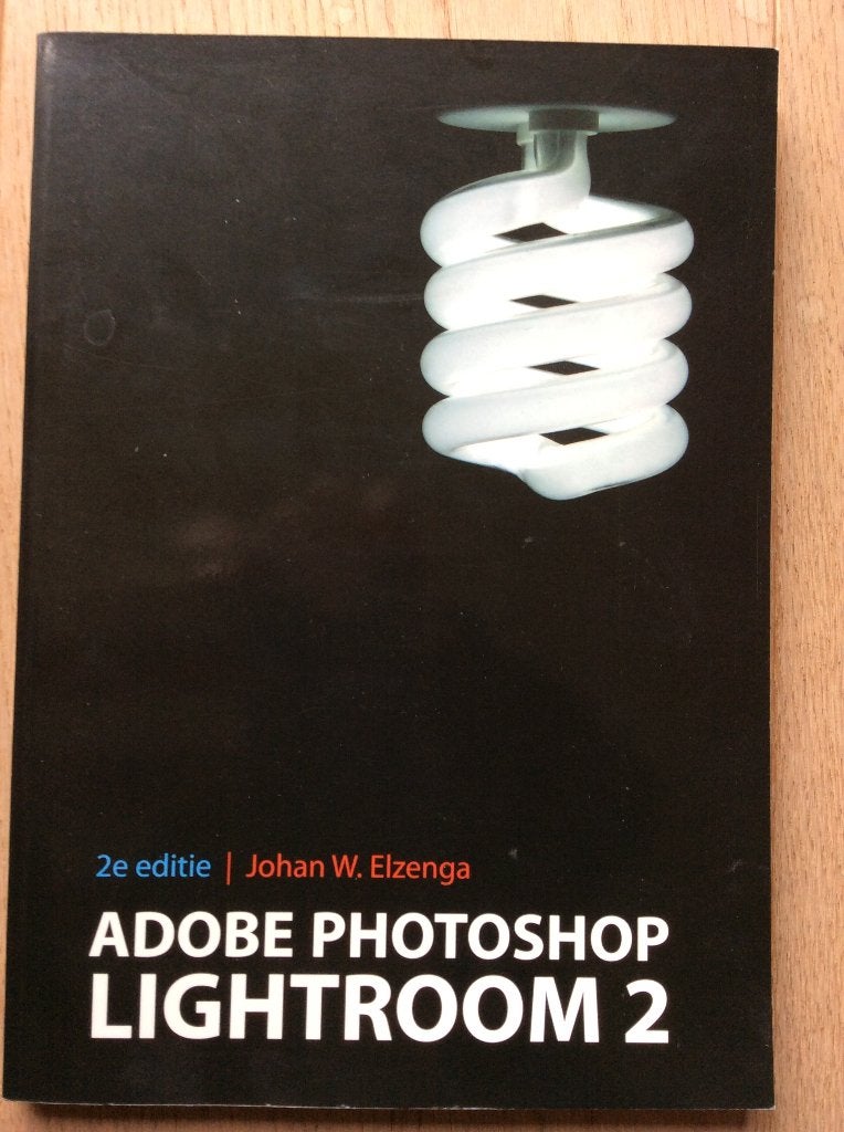 J.W. Elzenga - Adobe Photoshop Lightroom 2, Ophalen of Verzenden, Zo goed als nieuw, Overige onderwerpen