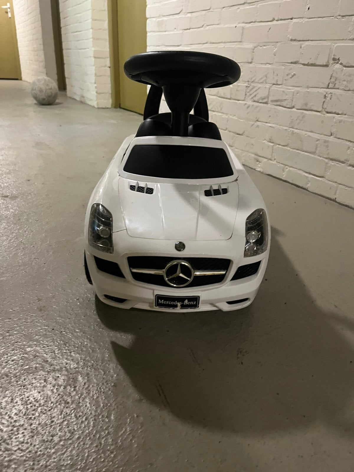 Kinder Mercedes Benz, Ophalen, Gebruikt