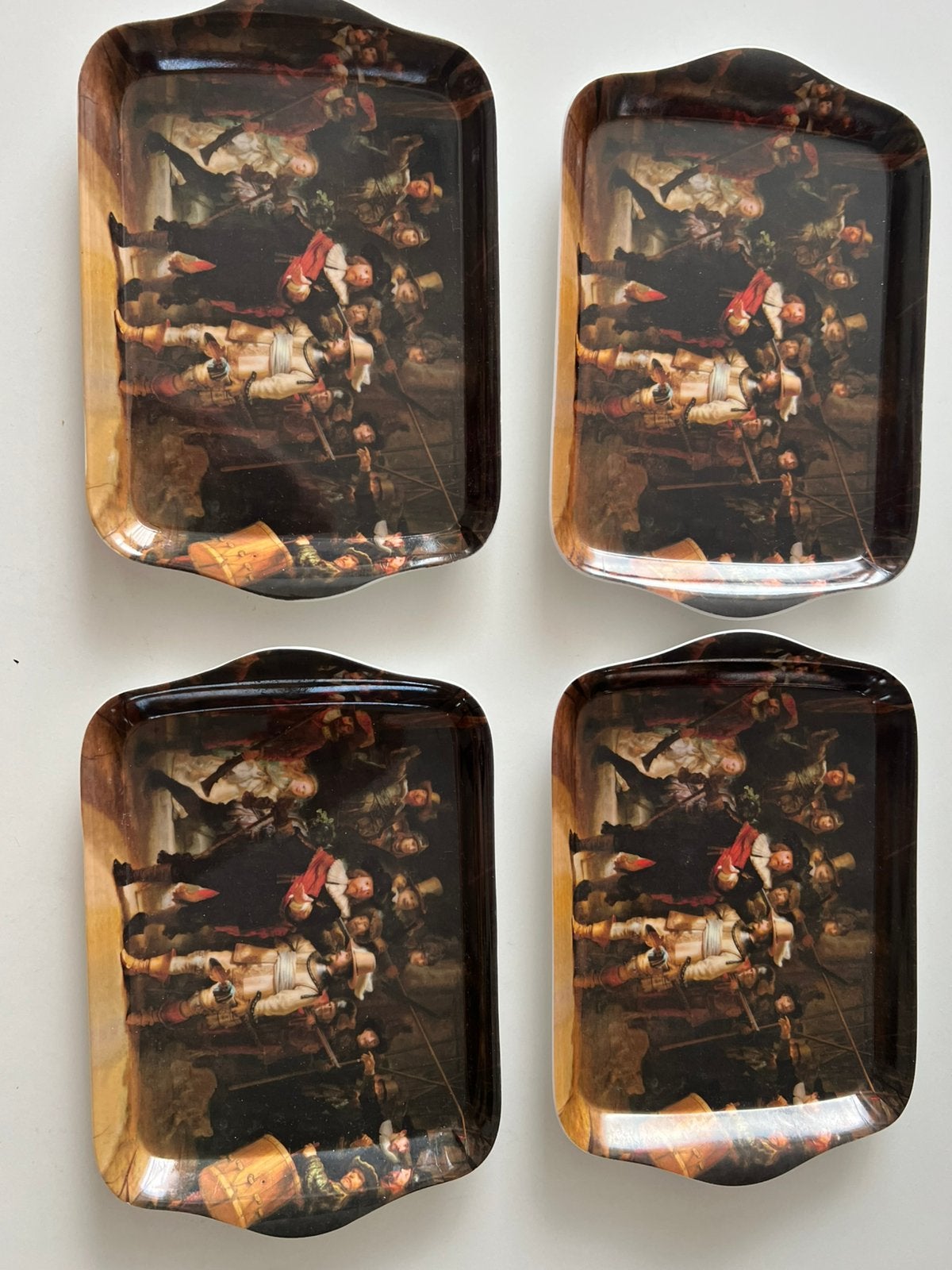 4 dienbladen 21Х14cm, De Nachtwacht Rembrandt, Rijksmuseum, Ophalen of Verzenden, Zo goed als nieuw, Rechthoekig, Hout