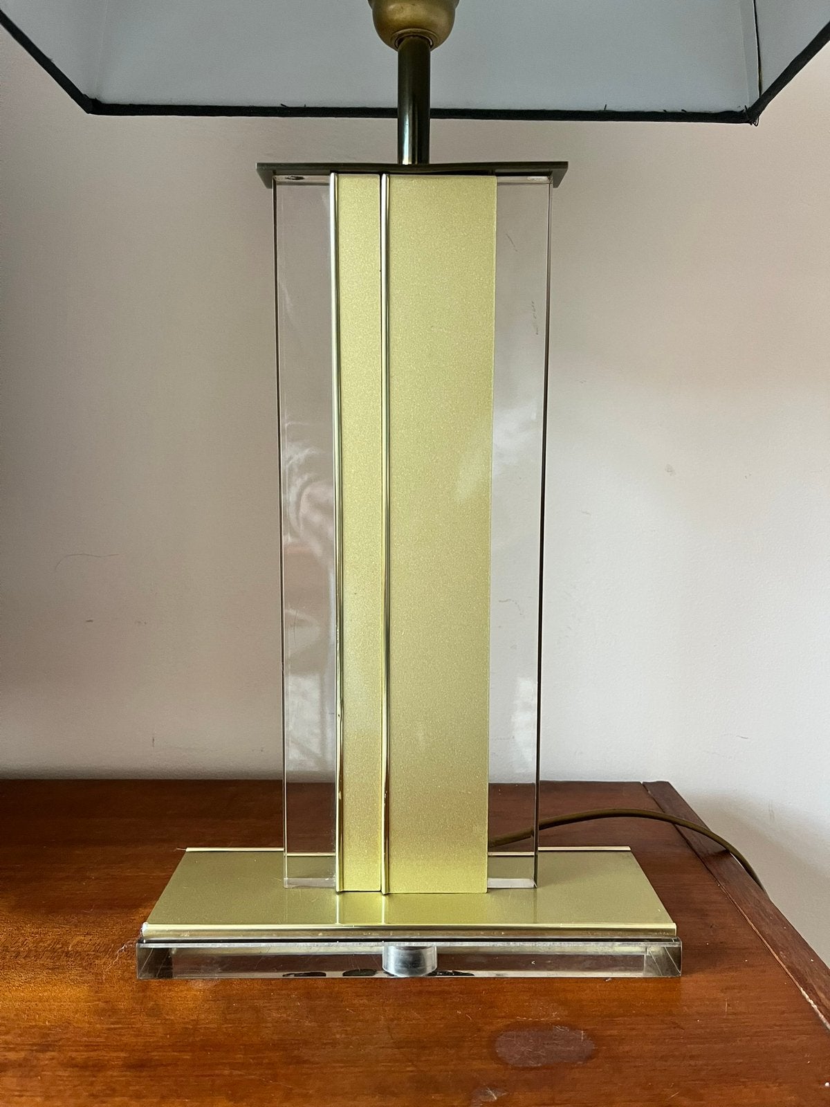 Vintage Dijkstra tafellamp jaren 80 – messing & plexiglas, Huis en Inrichting, Ophalen of Verzenden, Zo goed als nieuw, Metaal