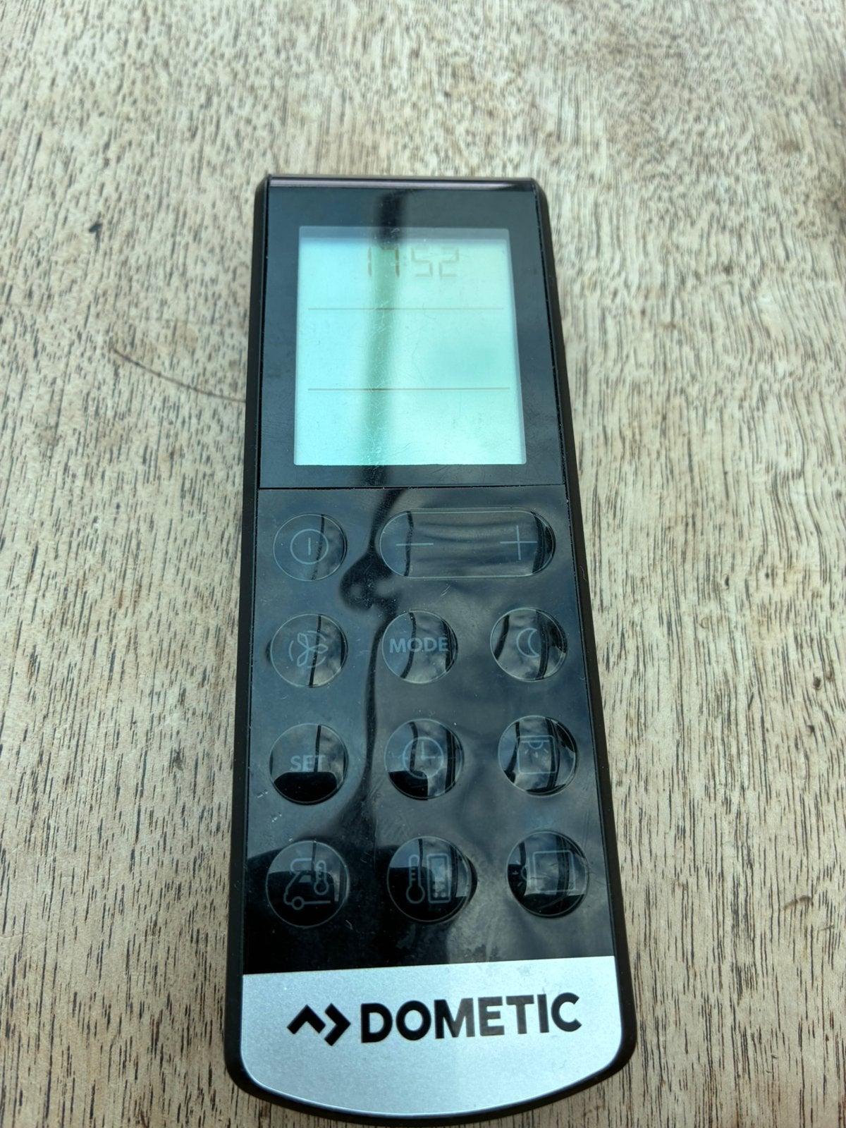 Dometic ( dak ) airco op 220 volt, echt zo goed als nieuw, Ophalen, Zo goed als nieuw, Origineel, Met display