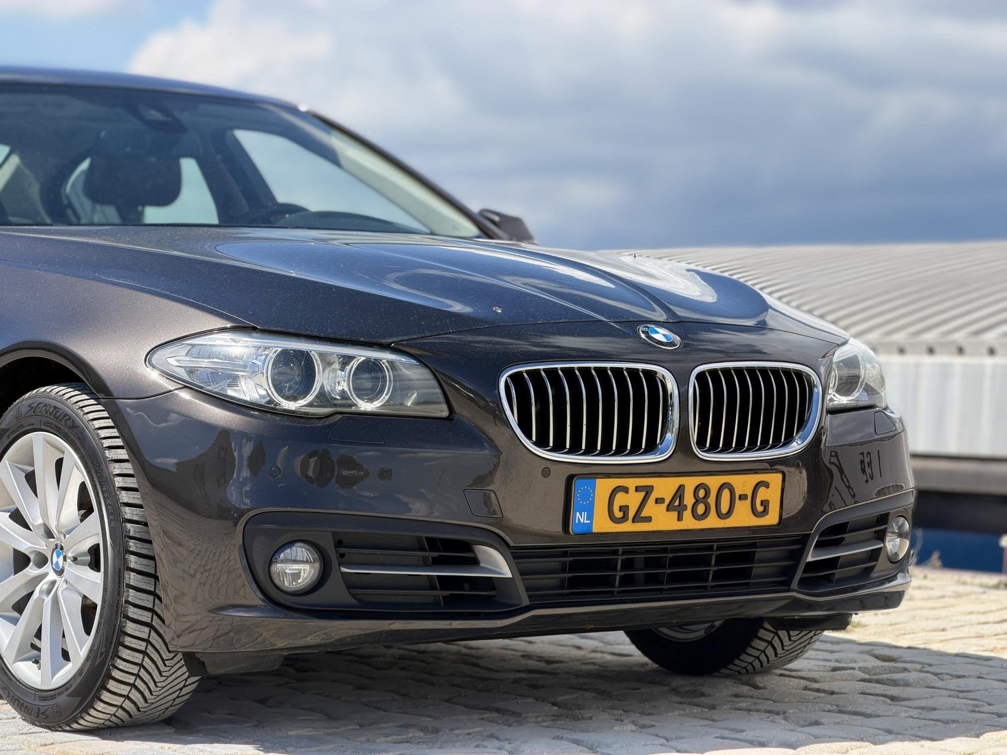 BMW 5-serie 520d High Executive|Pano|Trekhaak|Stoelverwarmin, Auto's, Automaat, Achterwielaandrijving, Euro 6, 23 km/l