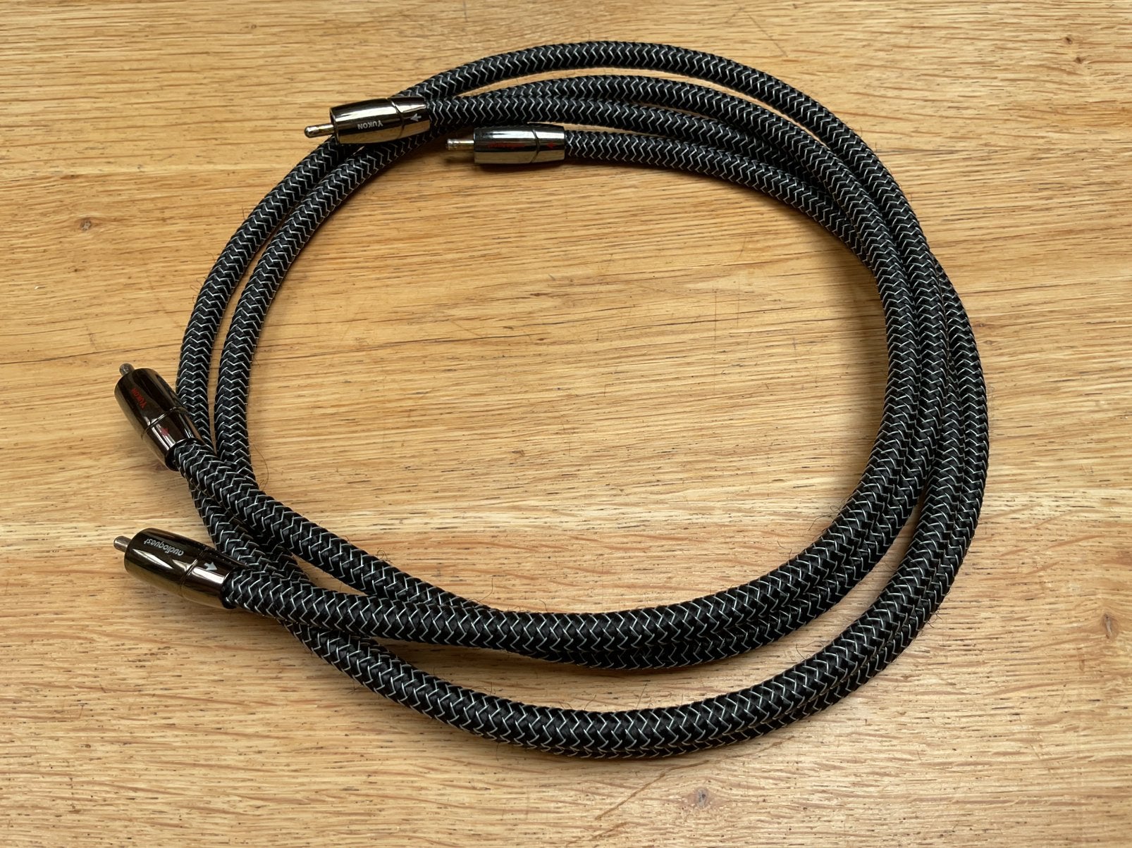 AudioQuest Yukon stereo rca interconnect 100cm, Ophalen of Verzenden, Gebruikt, Minder dan 2 meter, Interlink-kabel