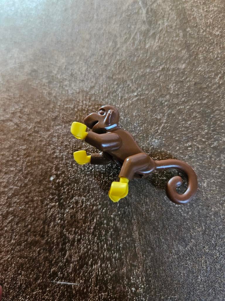 Lego Minifiguur Aapje Bruin met Gele Handen, Kinderen en Baby's, Speelgoed | Duplo en Lego, Gebruikt, Overige thema's, Lego, Ophalen of Verzenden