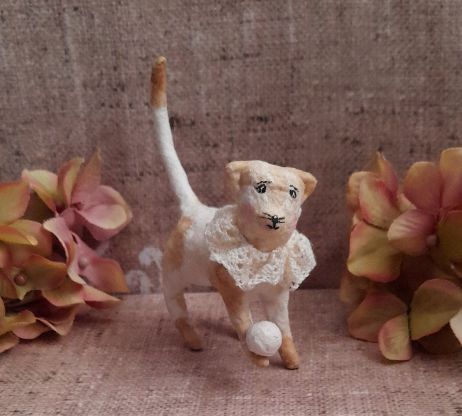 Schattig brocante wattenpop Poes met balletje Spuncotton, Antiek en Kunst, Ophalen of Verzenden