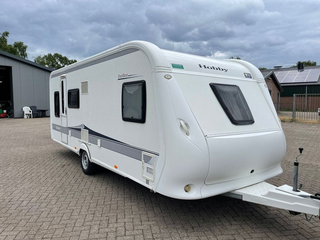 Hobby 560 kmfe, Voortent + Slaapcabine, Zakluifel+zijwanden, Caravans en Kamperen, Caravans, Kachel, Rondzit, Hobby, Particulier