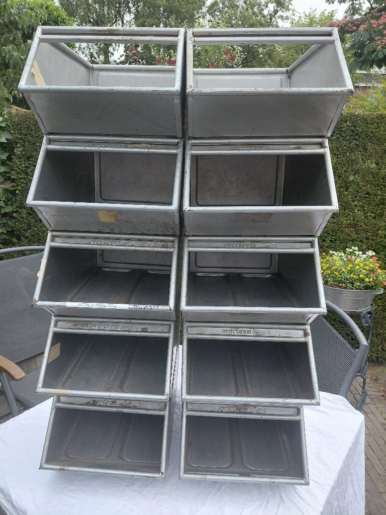 metalen stapelbakken (Overtoom), Ophalen, Gebruikt, 50 tot 75 cm, Minder dan 40 cm